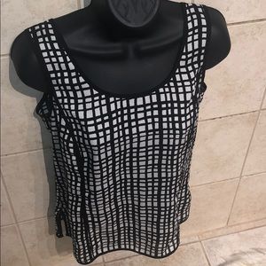 Liz Claiborne black & white Cami S